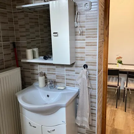 Apro Vendeghaz Apartmán