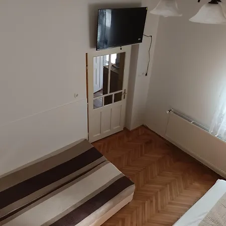Apartmán Apro Vendeghaz Opusztaszer